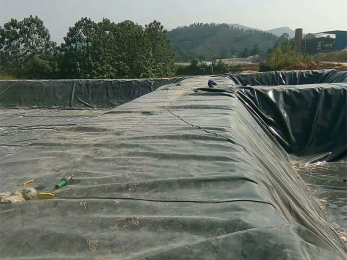 1.0mmHDPE土工膜-污水處理廠施工